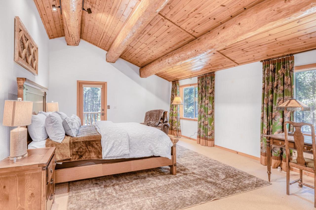 Log Cabin Estate - Falcon Ridge Truckee Luaran gambar